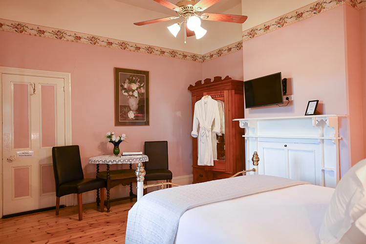 Pink bedroom suite